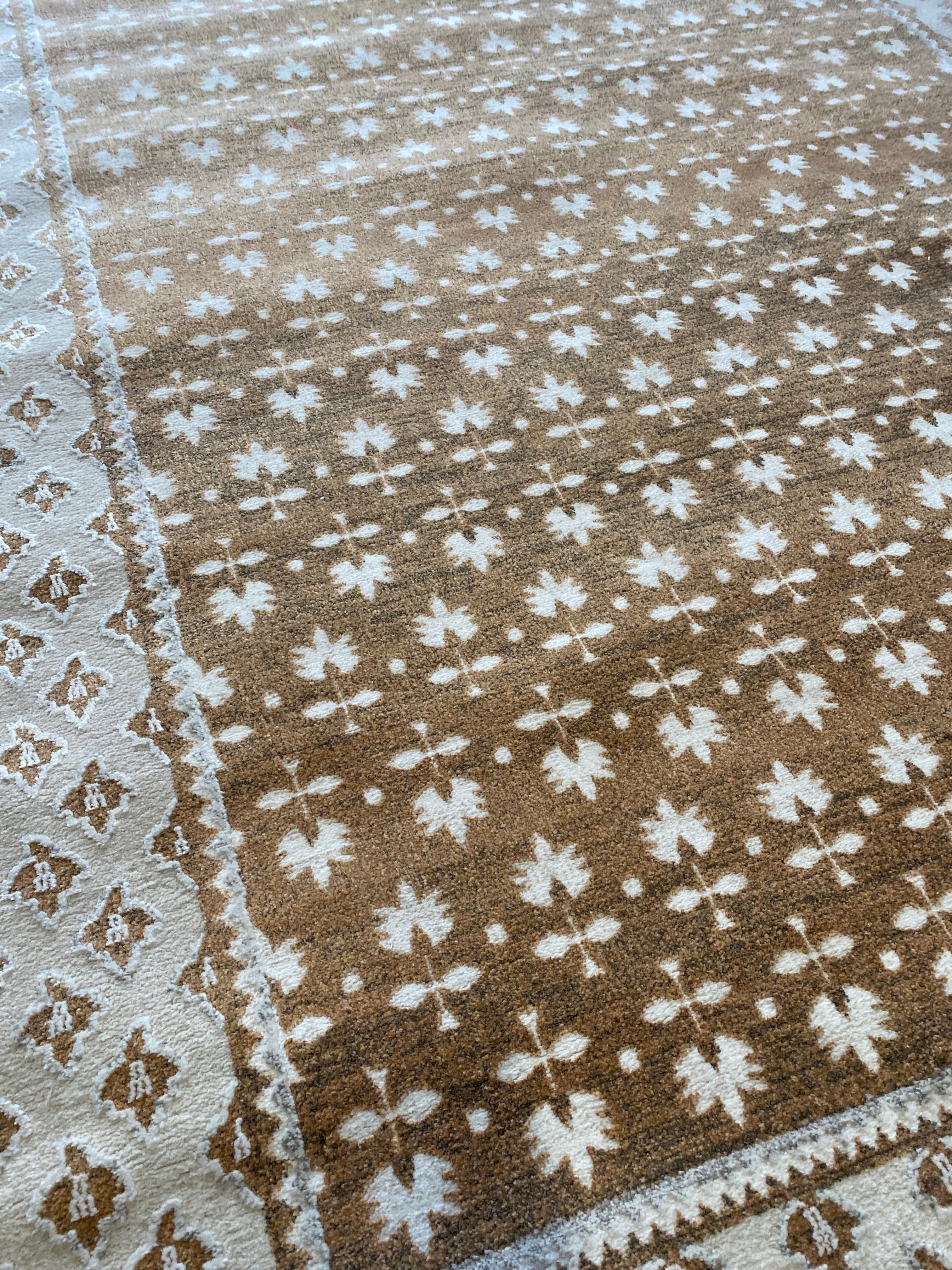 Alfombra Clásica Beige/Marrón con Cenefa – Tapis Classique Beige/Brun à Bordure